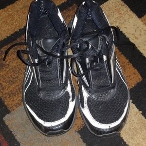 Womens running sneaker